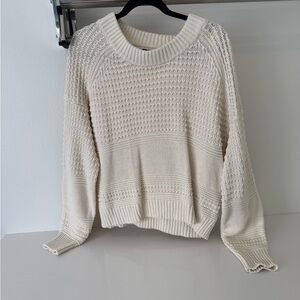 Universal threads sweater